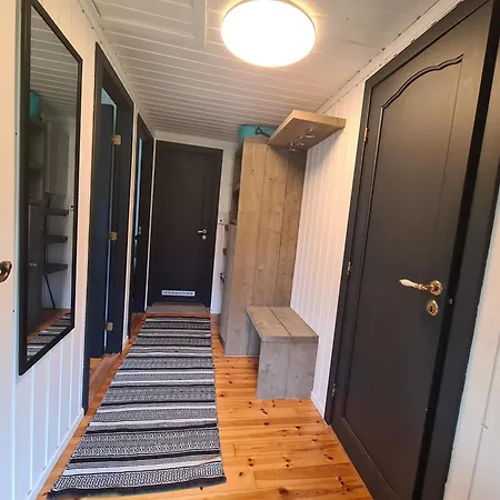 Nordfjordcabins Red Utvik
