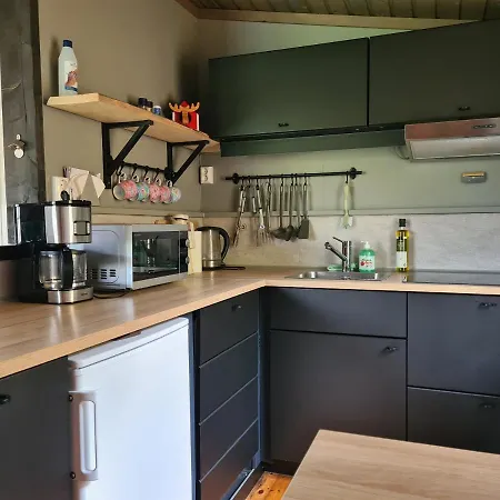 Nordfjordcabins Red بيت للعطل Utvik